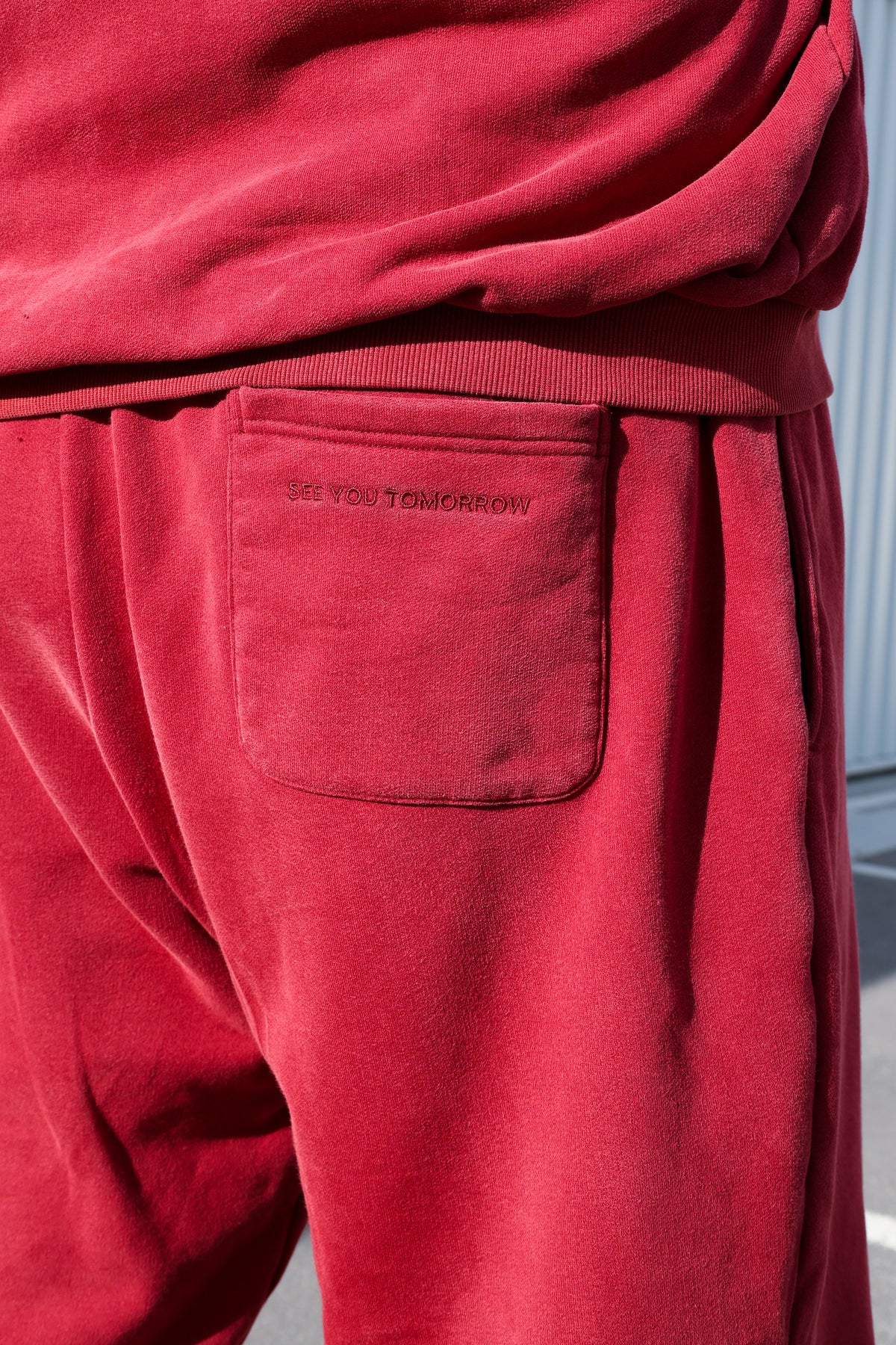 SYT Jogger Crimson
