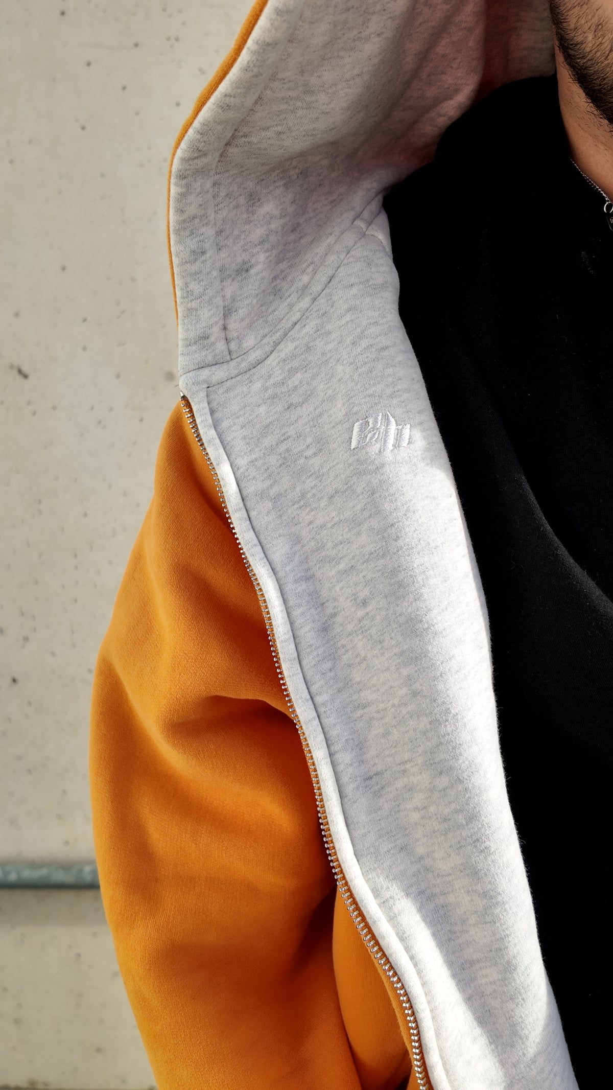 Grey Sun Reversible Zipper.